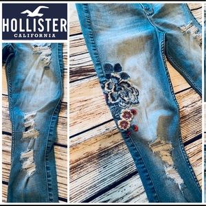 Hollister Super Skinny Jeans 3